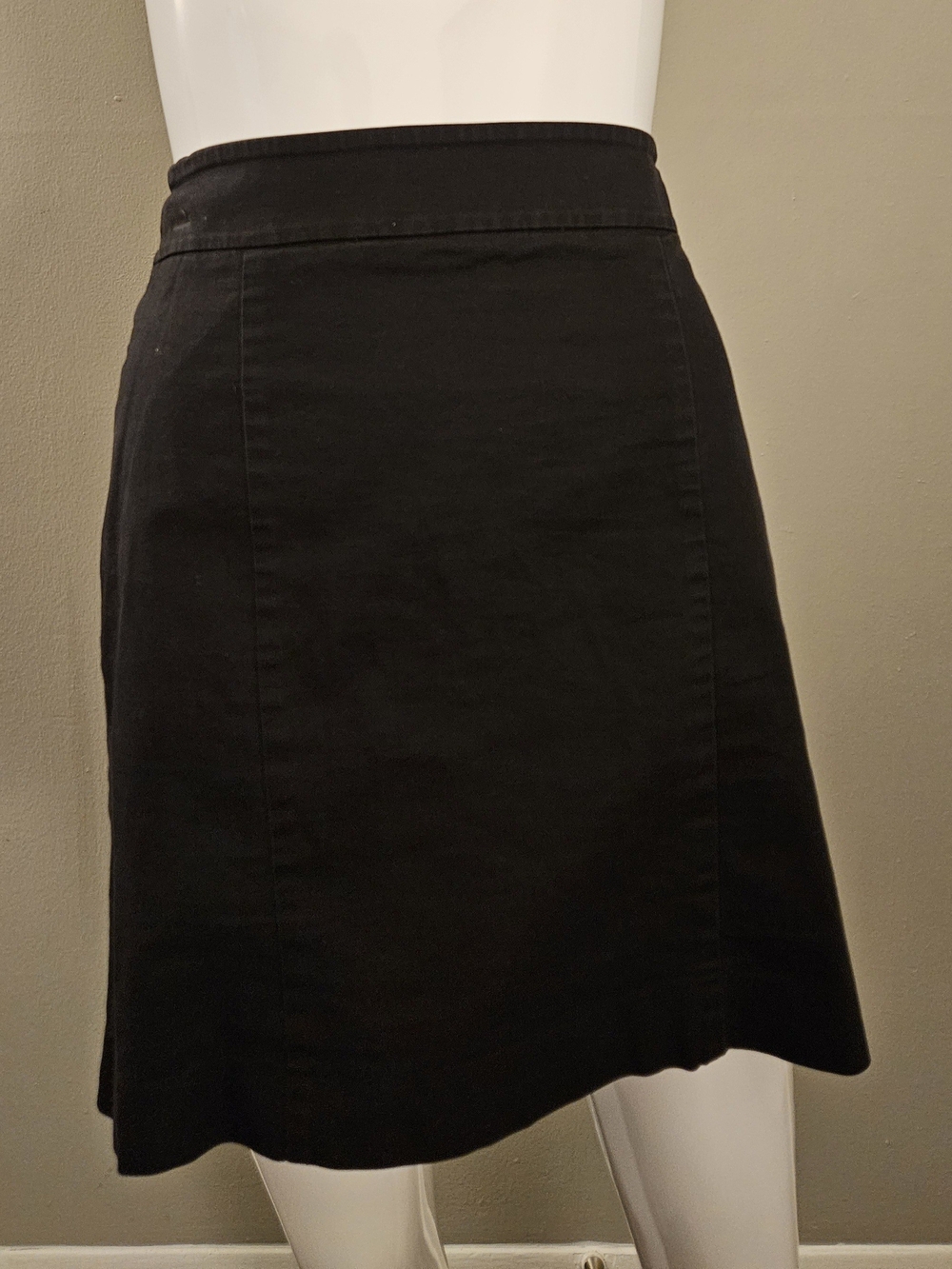 Ann Taylor Madison skirt A-Line Black Skirt Size 10